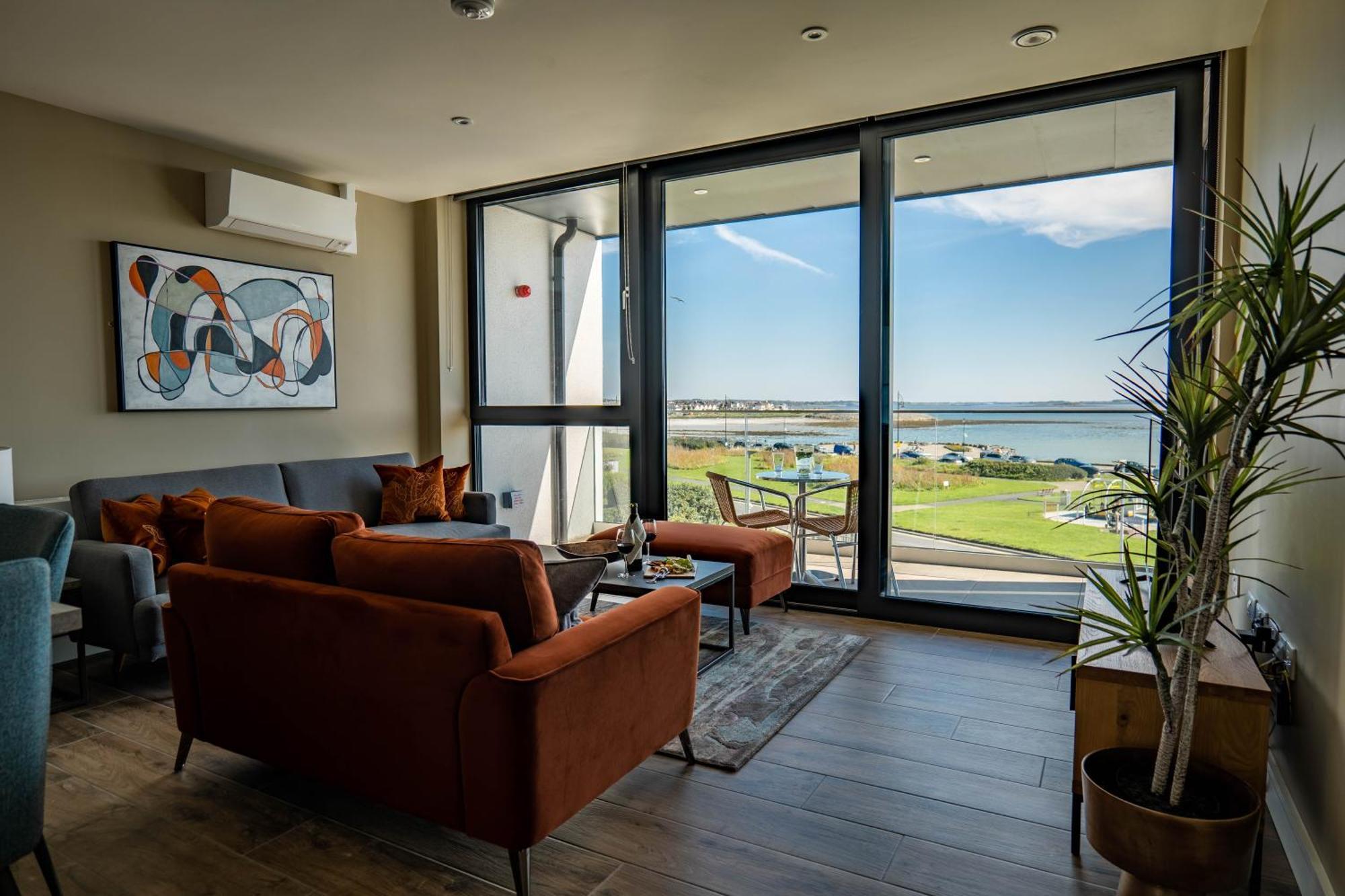 Shoreline Apartments Galway Ngoại thất bức ảnh