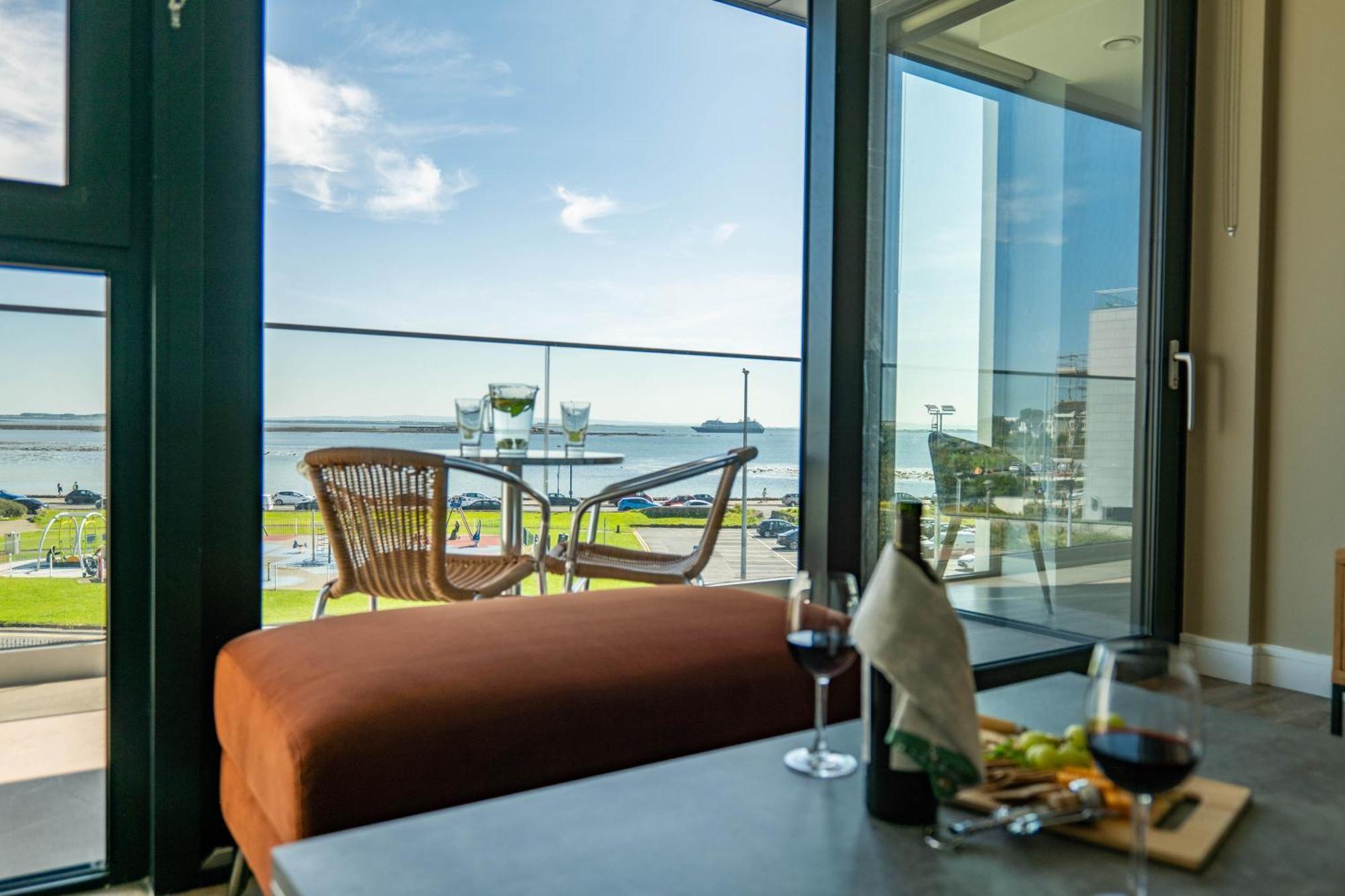 Shoreline Apartments Galway Ngoại thất bức ảnh